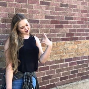 Meet your Posher, Kylee